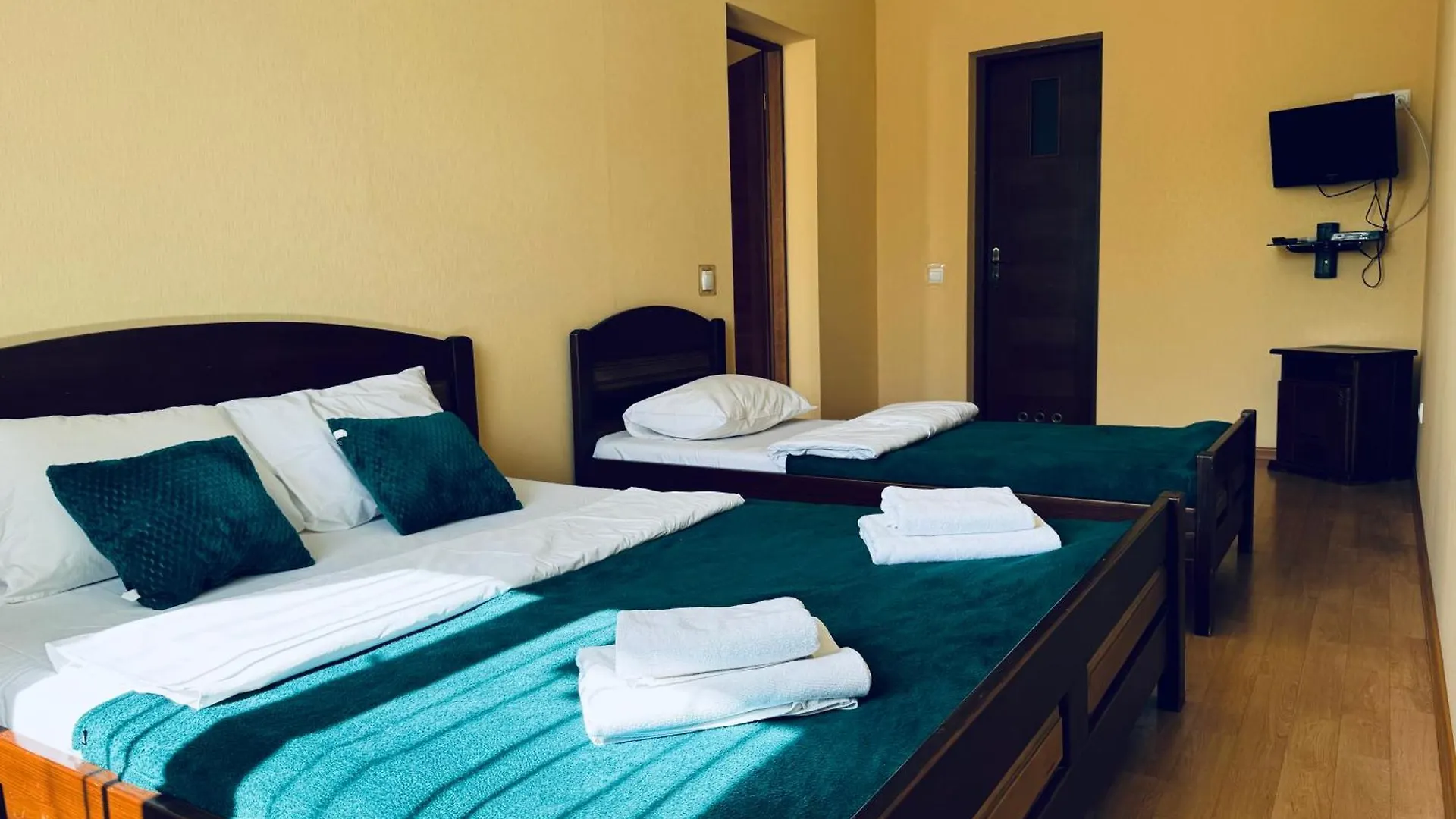 Etna Hotel location